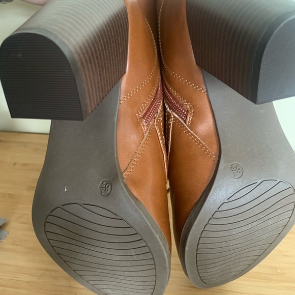 Lace Up Booties - Picture 3 of 3